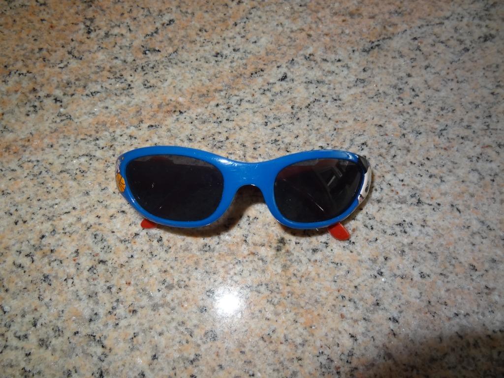 Disney Mickey kinder zonnebril (in goede staat !), Ophalen of Verzenden, Gebruikt