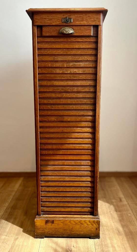 Belle armoire de rangement ancienne, Enlèvement, Comme neuf, Chêne