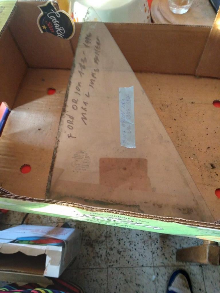Vitre latérale arrière gauche Ford Orion MK1, Enlèvement ou Envoi, Ford