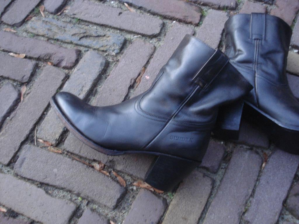 Bottes cowboy Sendra noires et brunes livraison gratuite 38, Comme neuf, Sendra 38, Bottes hautes, Noir