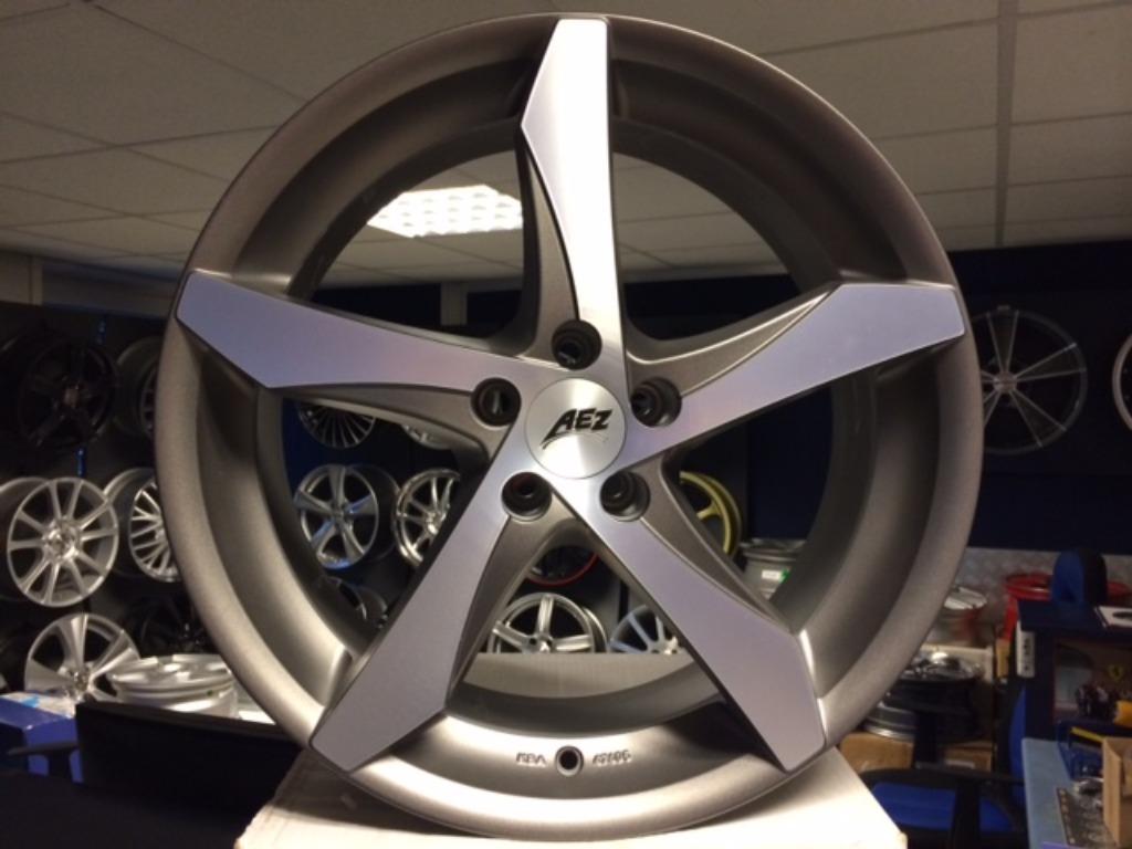 NIEUWE set 18 inch 5x100 sport velgen VW Audi Skoda Seat, Auto-onderdelen, Banden en Velgen, Velg(en), Zomerbanden, 18 inch, Nieuw