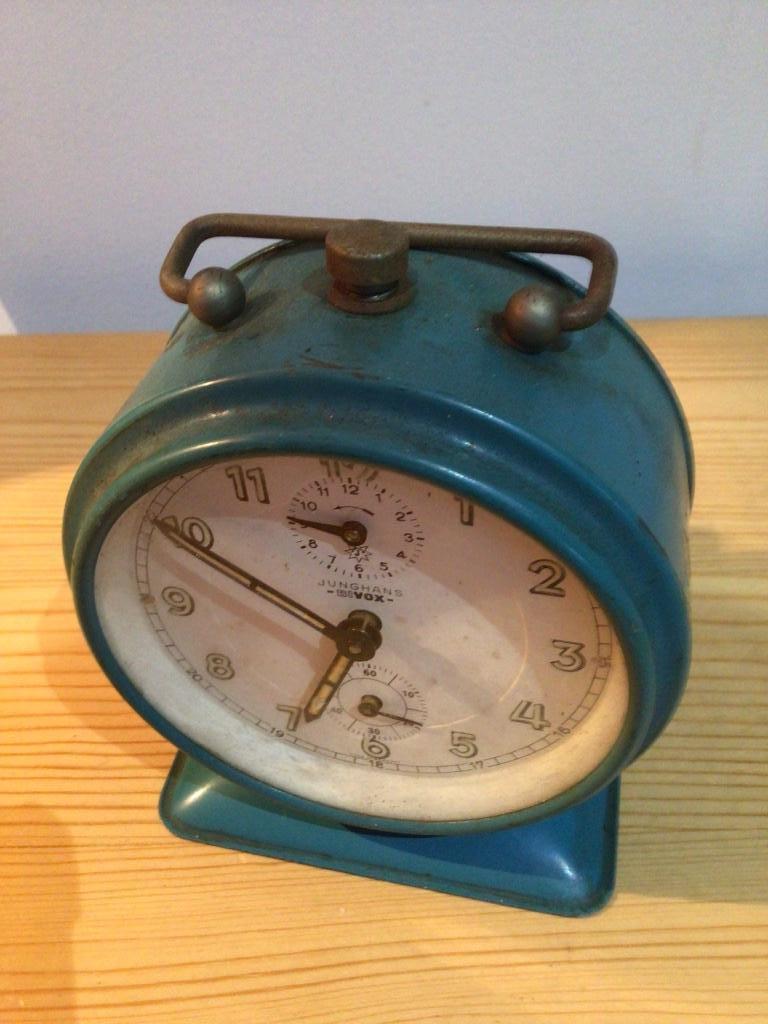 Réveil junghans  bivox, Enlèvement