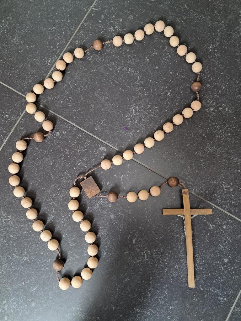 Reuze houten paternoster uit Bosnië, Ophalen of Verzenden, Zo goed als nieuw