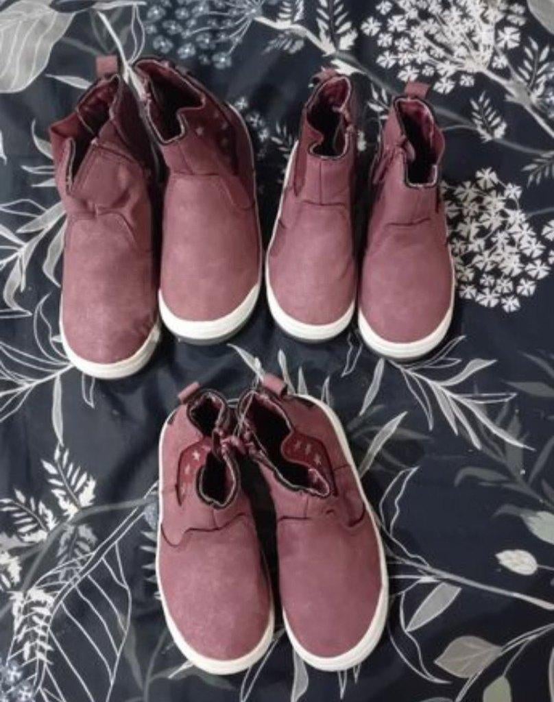 Lot Revendeur chaussure enfant, Enlèvement, Neuf