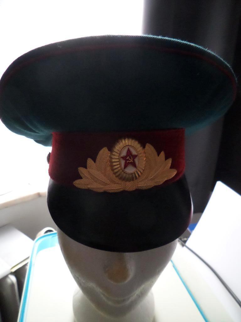 kepi  russe, Enlèvement, Armée de terre, Casque ou Béret