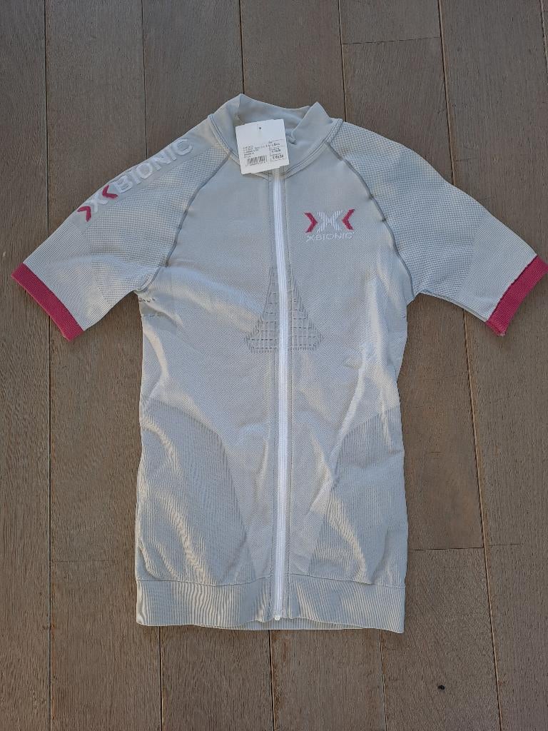 Chemise de vélo X-BIONIC Race Evo gris framboise TAILLE S, Vêtements d'extérieur, Enlèvement ou Envoi, Femmes, Neuf