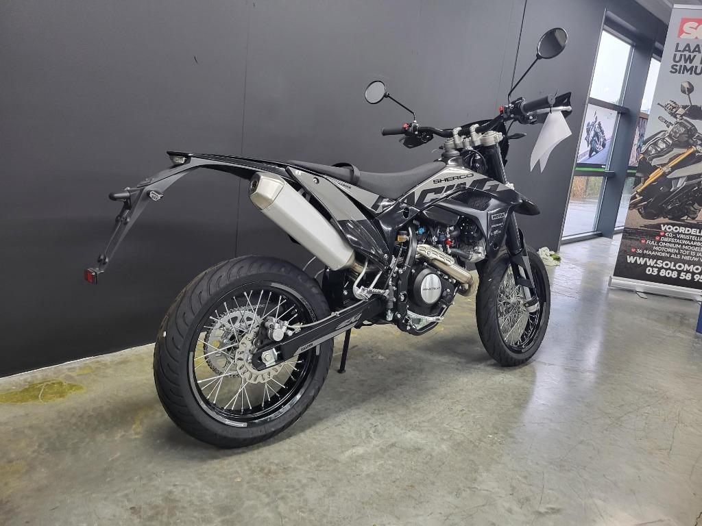 Sherco 125cc Super Motard (A1, B rijbewijs), Motoren, Sherco, Bedrijf, 125 cc, 11 kW of minder