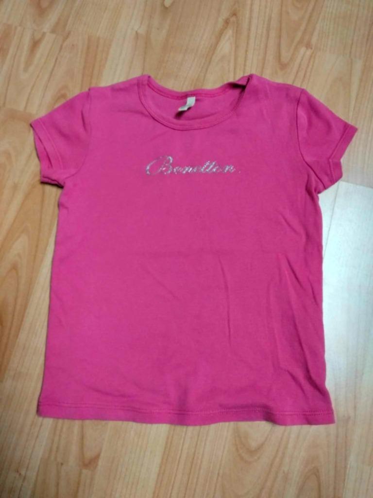 T-shirt rose Benetton taille 110 pour fille, Enlèvement ou Envoi, Chemise ou À manches longues, Comme neuf, United colors of benetton