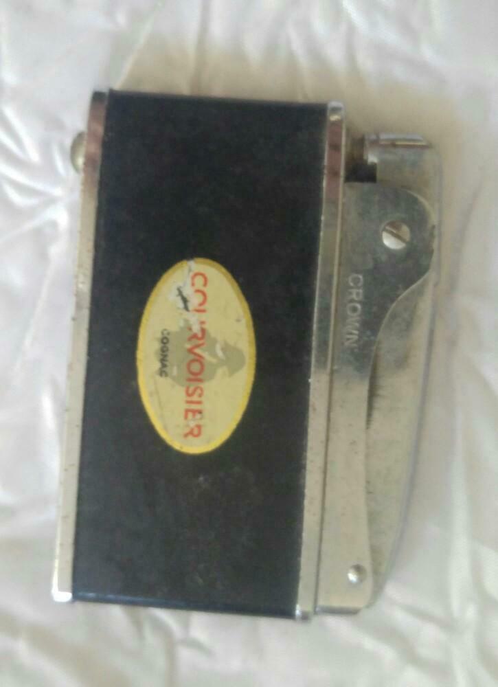 Aansteker Briquet Crown Courvoisier, Collections, Enlèvement ou Envoi, Utilisé, Briquet