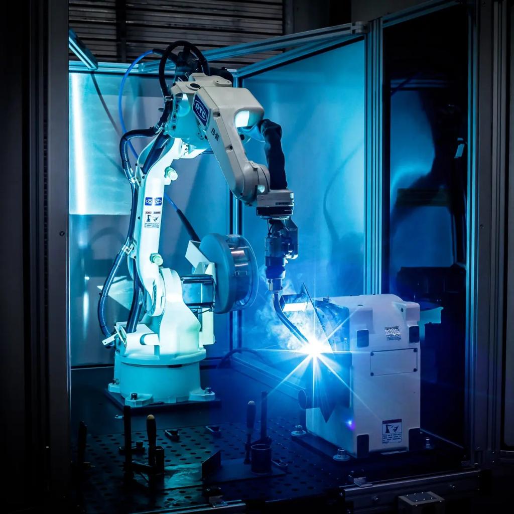 Robot de soudage OTC EasyArc MIG MAG TIG Robotic Bras Cabine, Bricolage & Construction, Enlèvement ou Envoi, Neuf, Tig