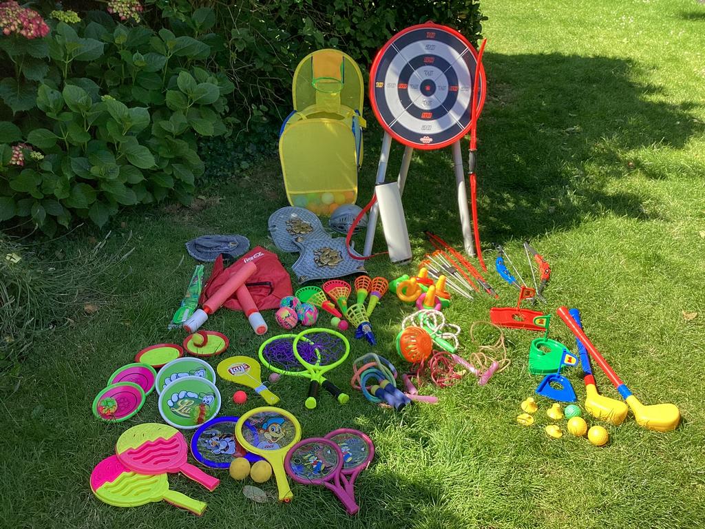 lot de jouets d'extérieur, Enlèvement, Comme neuf