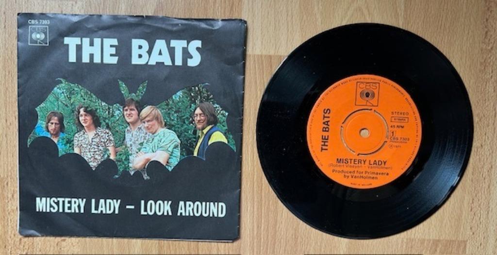 45T SINGLE THE BATS - MISTERY LADY - ROBERT EN RENE VLAEYEN, Cd's en Dvd's, 7 inch, Single, Ophalen of Verzenden, Zo goed als nieuw