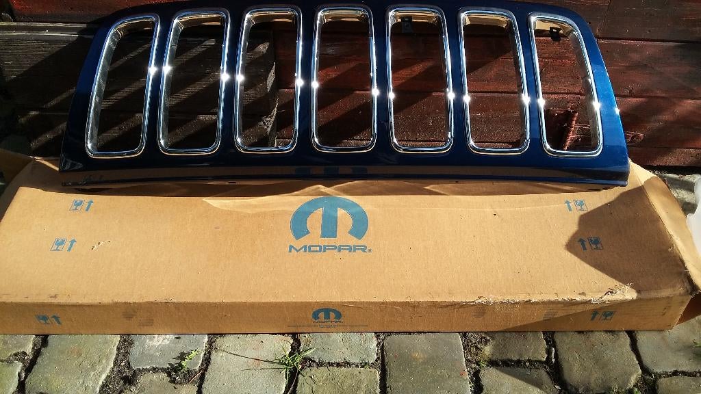 JEEP Grand Cherokee GRILLE, Ophalen of Verzenden, Jeep