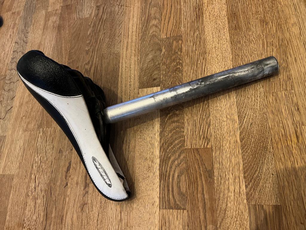 SELLE VELO VTT  MBK, Enlèvement ou Envoi