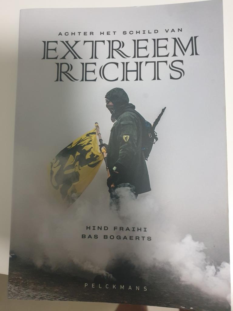 Achter het schild van extreemrechts, Enlèvement ou Envoi