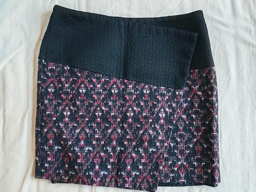 Mini-jupe asymétrique camaieu taille 36, Enlèvement ou Envoi, Comme neuf