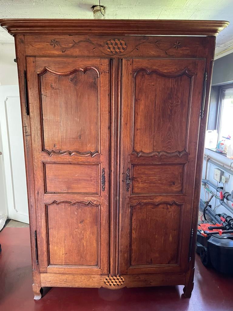 Antieke kast, Ophalen