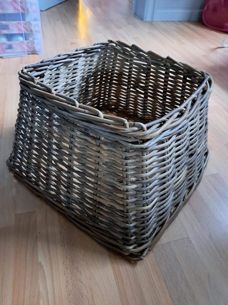 Kerstboomhuls rotan 45 x 45 cm, Ophalen, Nieuw