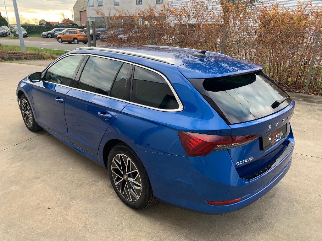 SKODA OCTAVIA 2.0TDI AIRCO/NAVI/KEYLESS/ZETELVERW/LED/, Autos, Skoda, Achat, Euro 6, Entreprise, Noir