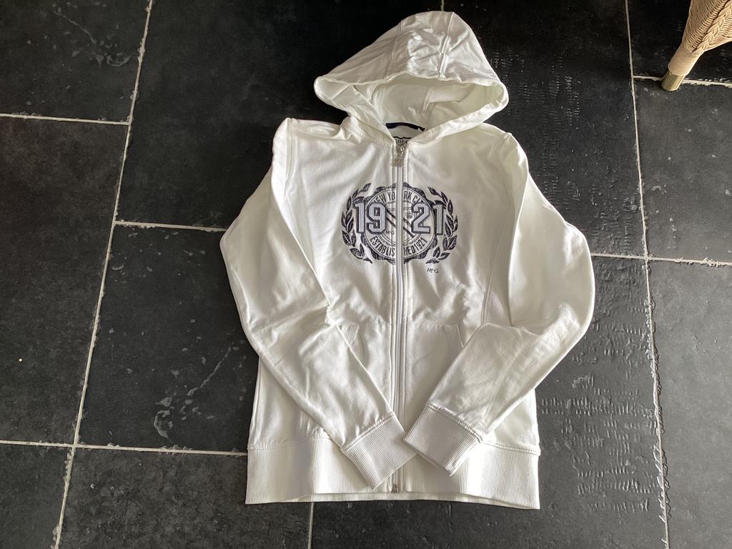 Sweat à capuche de Mc Gregor taille 176 = S, Envoi
