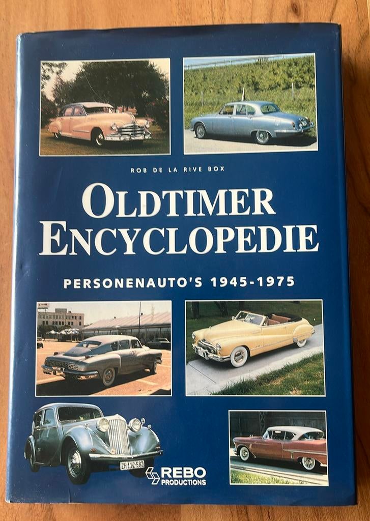 R. de la Rive Box - personenauto's 1945-1975, Ophalen of Verzenden, Zo goed als nieuw, R. de la Rive Box
