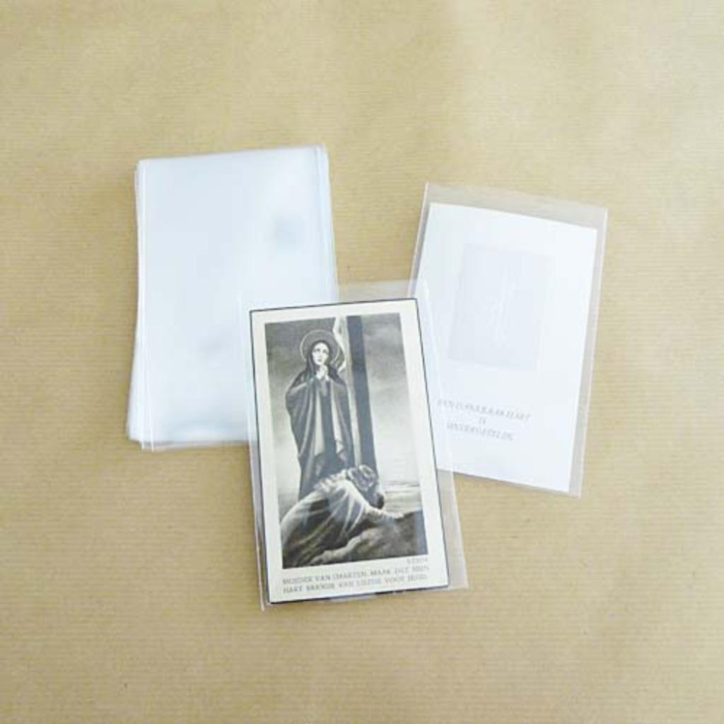 Dunne hoesjes voor oude doodsprentjes, Ophalen of Verzenden