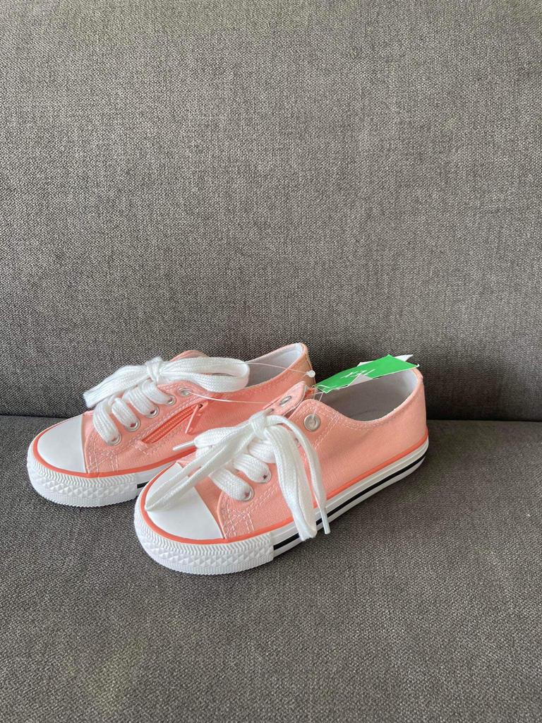Nouvelles baskets taille 27, Neuf, Enlèvement ou Envoi, Chaussures, Fille
