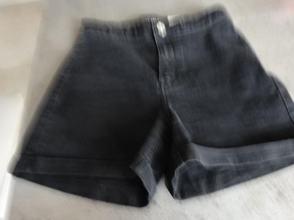 Zwarte jeans short, Kinderen en Baby's, Ophalen of Verzenden, Zo goed als nieuw, Meisje, Broek