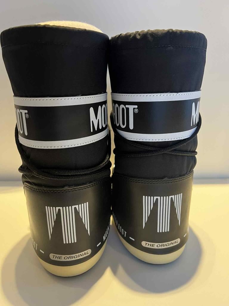 Moonboots zwart maat 27/30, Snowboots, Nieuw, Ski, Ophalen