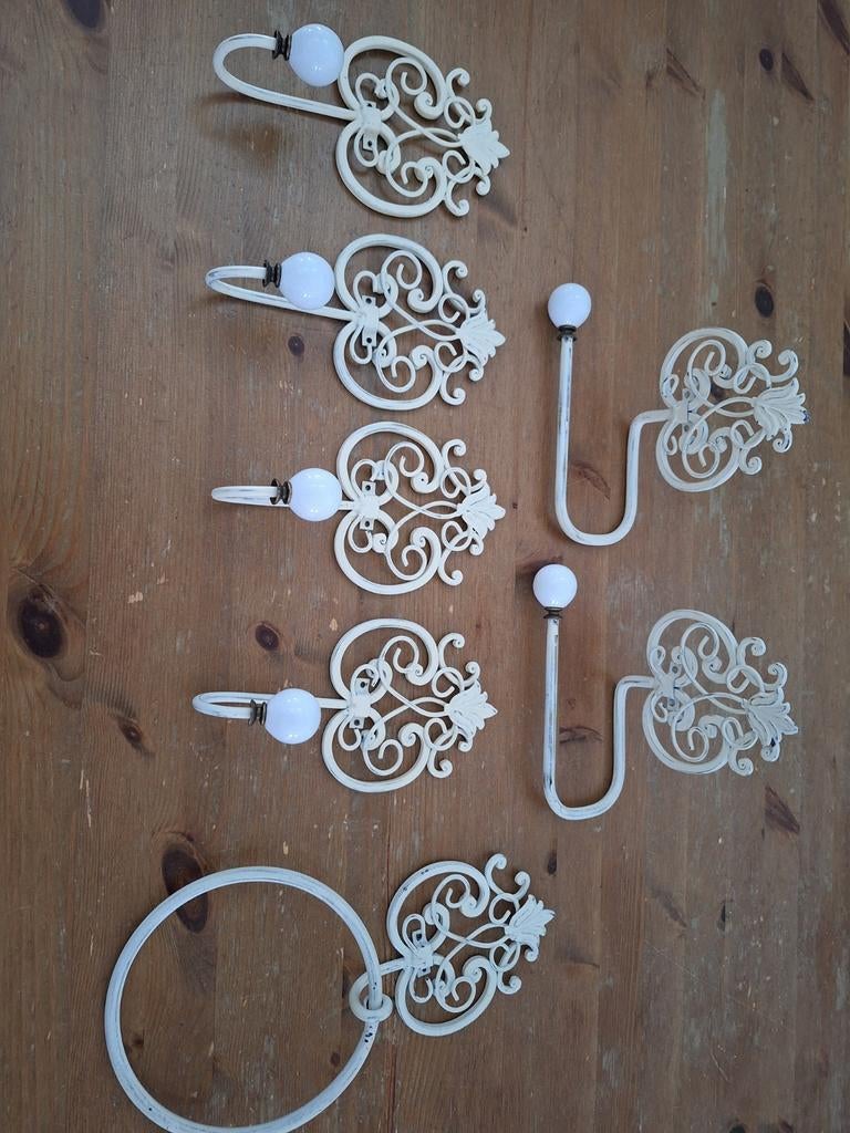 Fer forgé, 2 porte-rouleaux de papier toilette, 1 anneau por, Enlèvement ou Envoi, Comme neuf, Blanc