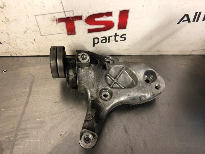 Support pompe clim d'un Volkswagen Golf, Volkswagen, -, 3 mois de garantie, Utilisé