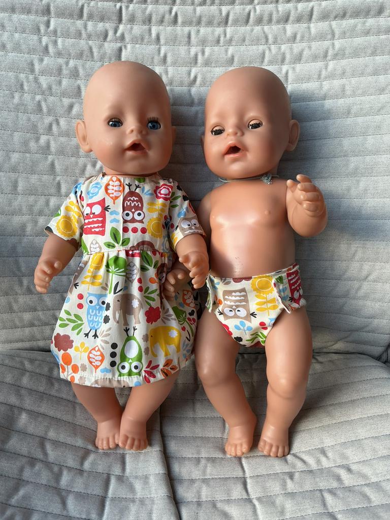 31. Babyborn: Nieuw jurkje met dieren met bijhorende pamper, Verzamelen, Ophalen of Verzenden, Nieuw, Pop