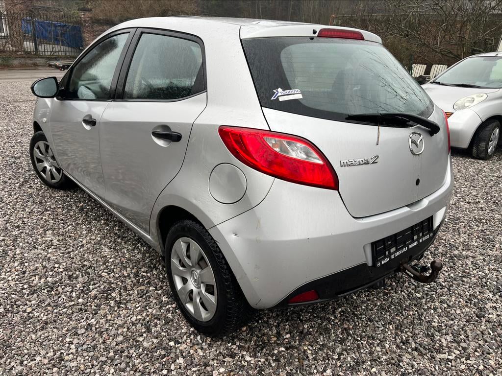 Mazda2..2011..1,3ess..212,000km..+_1000€, Auto's, Bedrijf, Te koop, Benzine