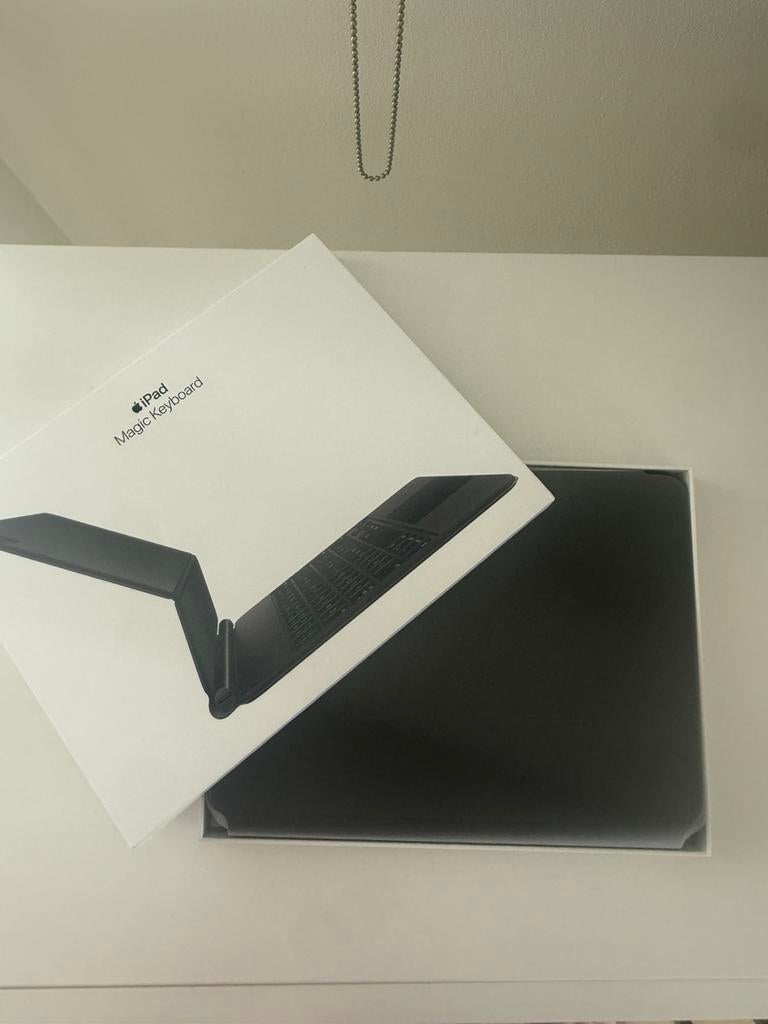 Clavier magique pour d'Apple | iPad Air 11” | Nouveau | 2025, Enlèvement, Comme neuf, 9 pouces