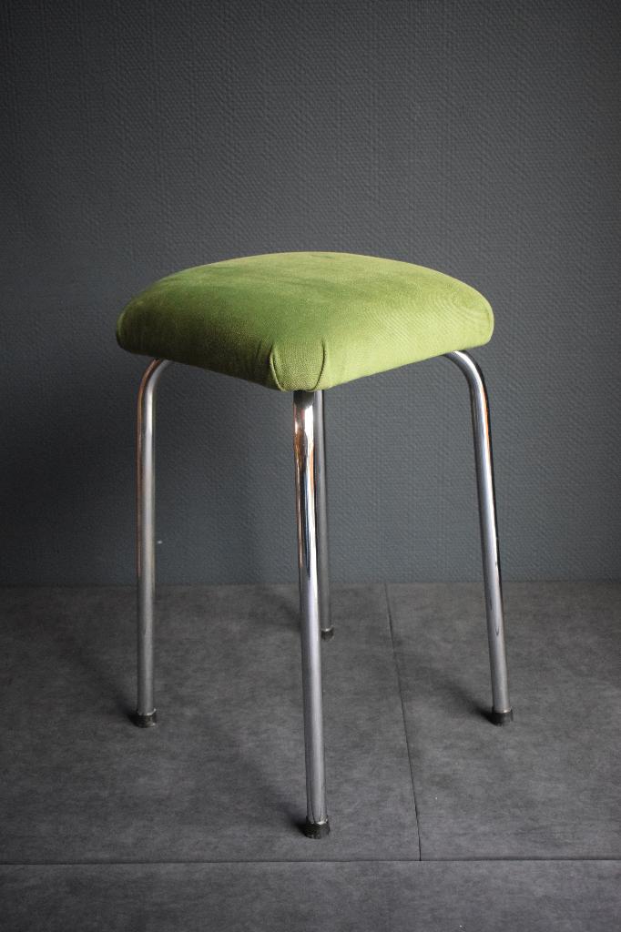 Krukje van groen velours, Huis en Inrichting, Krukjes, Nieuw, IJzer, Ophalen