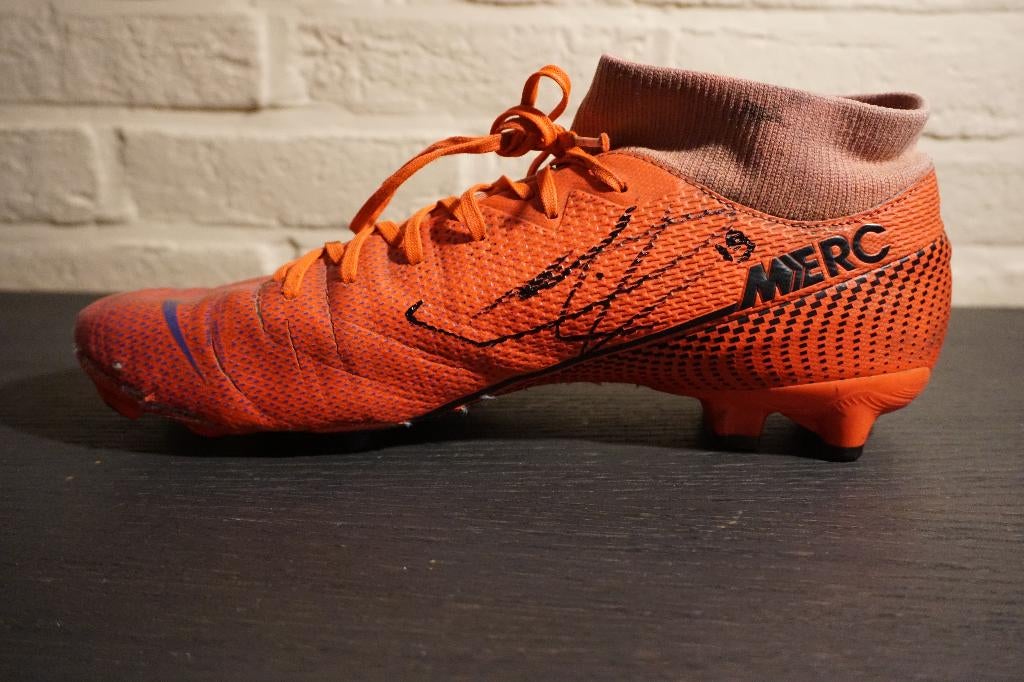 gesigneerde voetbalschoen Alphonso Davies - Nike Mercurial, Verzamelen, Ophalen of Verzenden