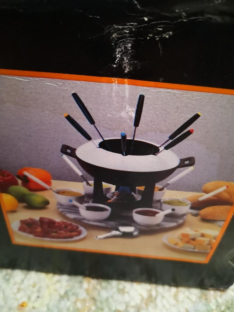 Fondue prestige en marbre et fonte de la table et savoyarde, Ophalen, Nieuw