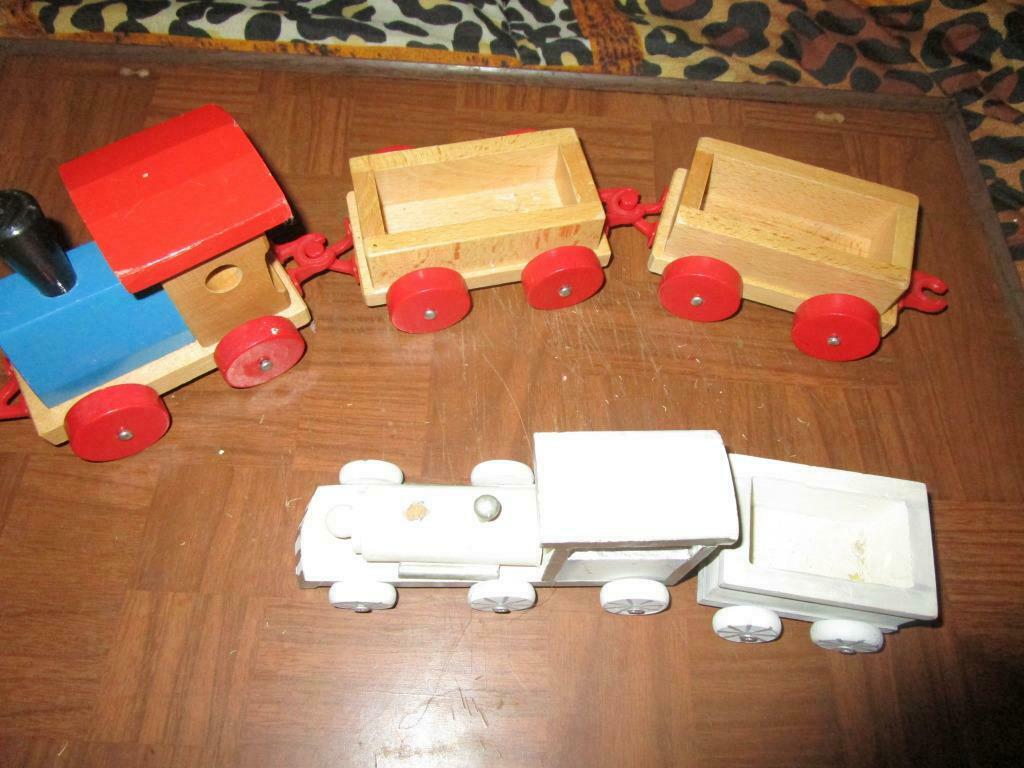 2 trains de noel en bois l, Envoi, Neuf, Jouet à Rouler ou à Bascule