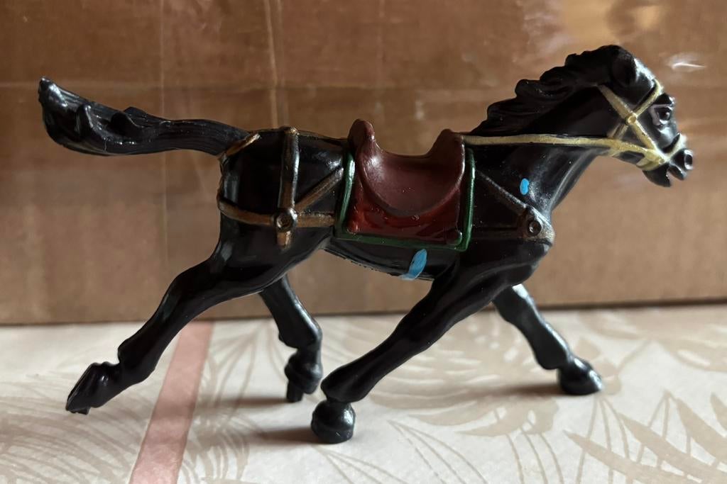 Plein d'un cheval en plastique robuste 1995, Enlèvement ou Envoi, Comme neuf