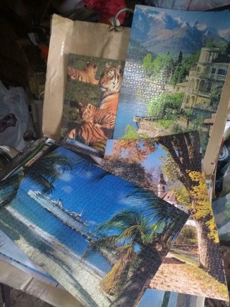 lot puzzels reeds gemaakt als decoratie, Ophalen of Verzenden, Meer dan 1500 stukjes, Gebruikt, Legpuzzel