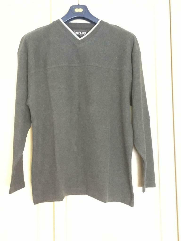 Pull T5 (INFLUX), Comme neuf