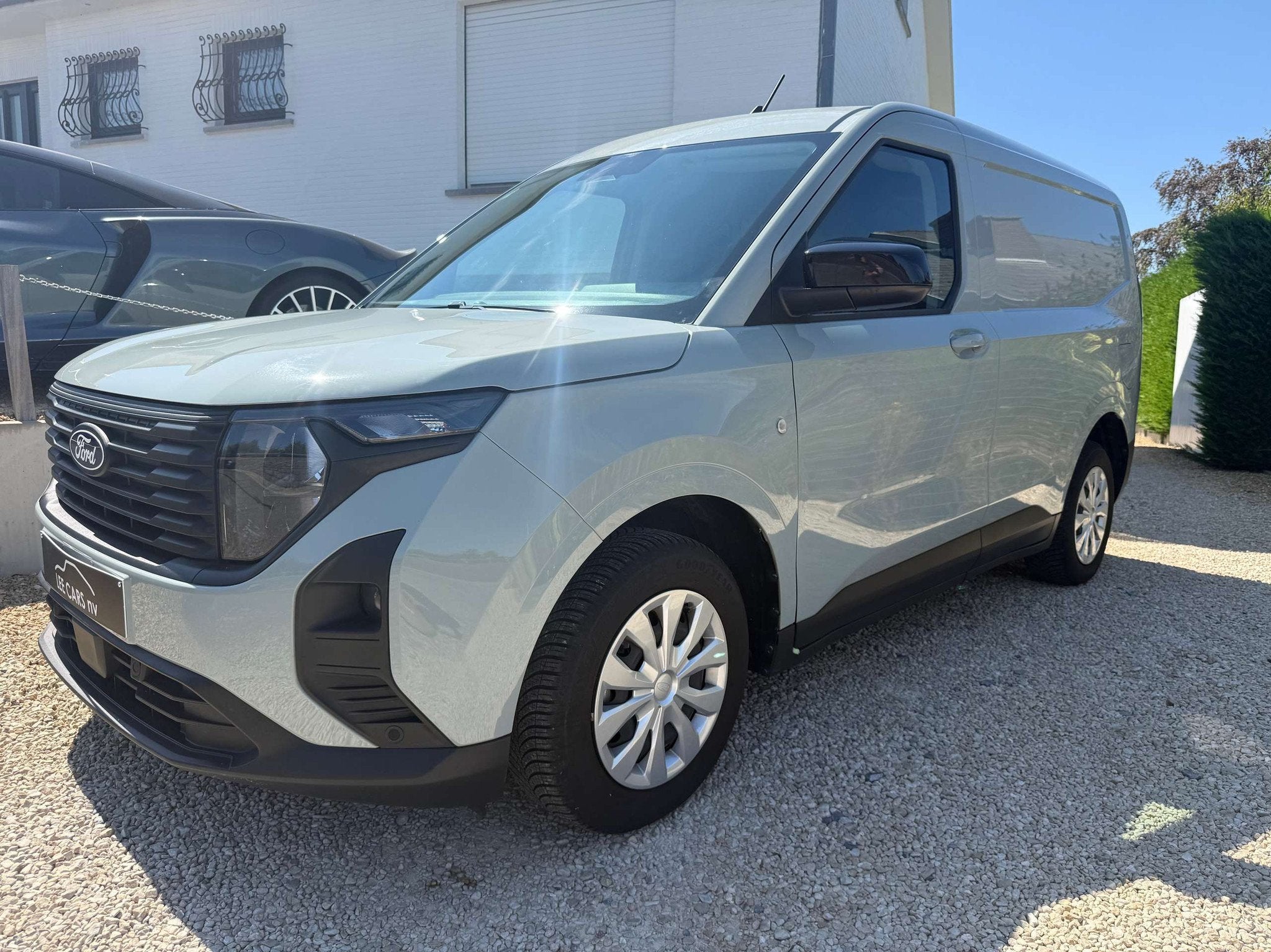Ford Transit Courier Transit Courier 1.0 EcoBoost Trend Tren, Autos, Argent ou Gris, Achat, 998 cm³, Entreprise