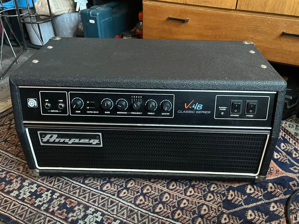 Ampeg V4BH V-4BH Classic Series 100w buizenamp, Muziek en Instrumenten, Ophalen of Verzenden, Gebruikt, Basgitaar, 100 watt of meer