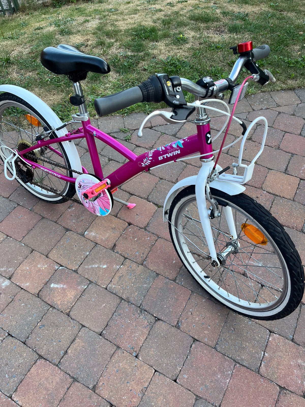 Vélo fille 6-9 ans / full option / infos en description, Enlèvement, Comme neuf, 20 pouces