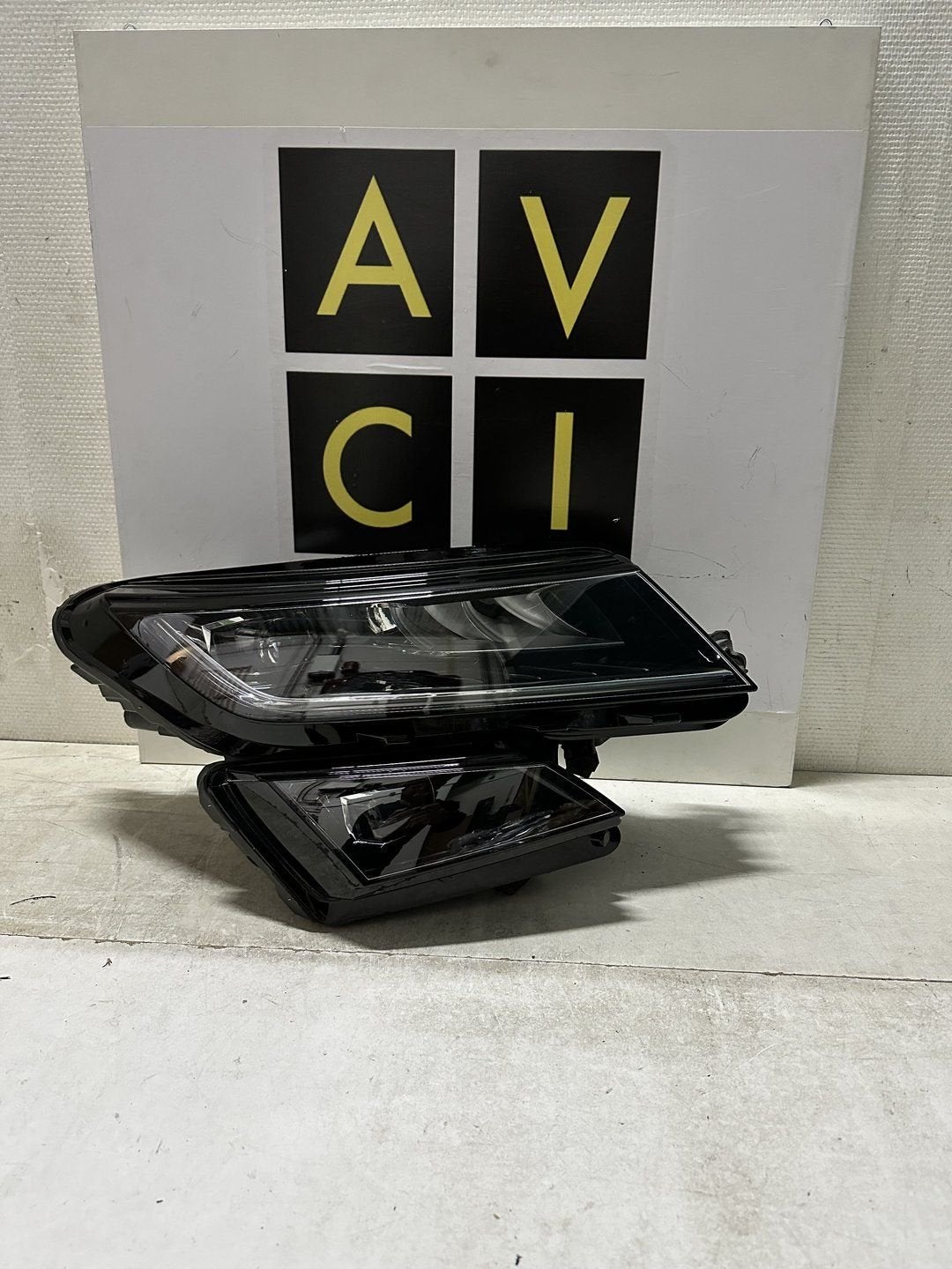 Koplamp Skoda Kodiaq 566 Full led 566841018E, Gebruikt, -, -, Ophalen of Verzenden