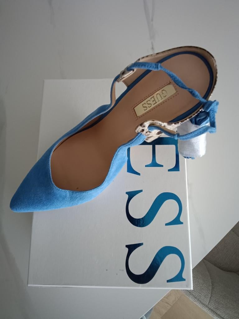 Guess dames pump, blauw, maat 38, nieuw, hiel slangenprint, Enlèvement, Bleu