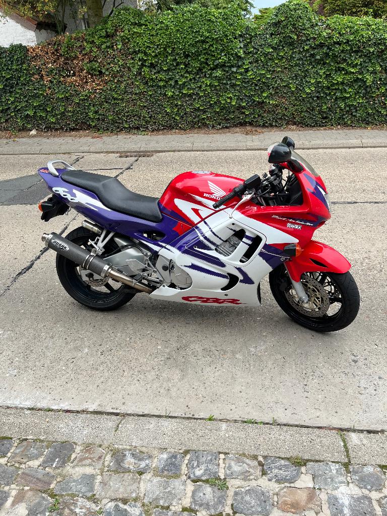 CBR 600f, Motoren, Motoren | Honda, Sportuitlaat, Occasion, 4 cilinders, Motorrijbewijs A