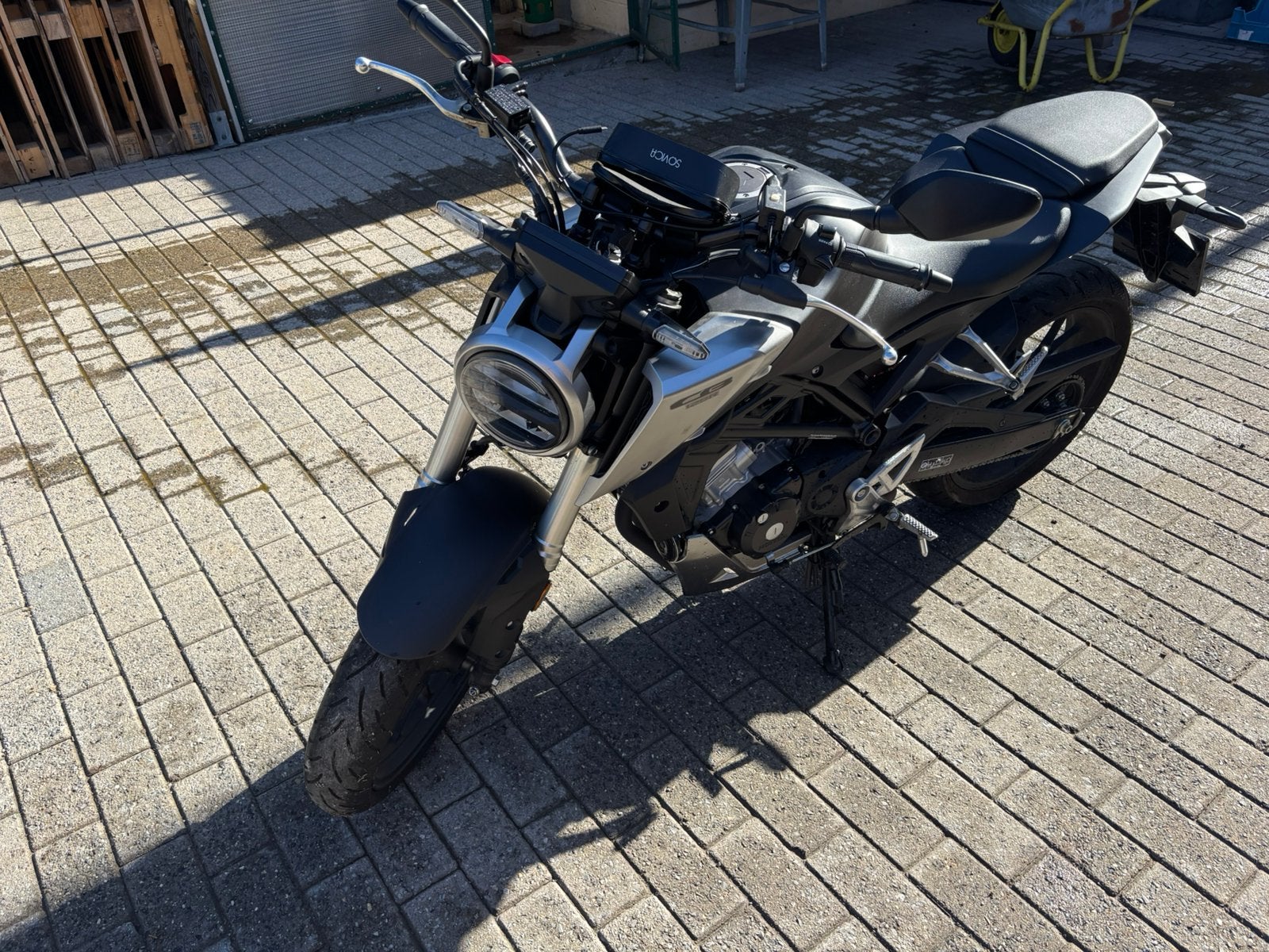Moto CB125R, Occasion, 125 cm³, Particulier