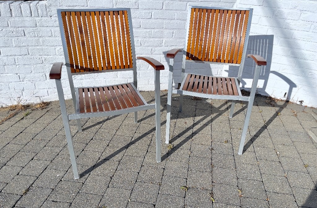 Set van 2 nieuwe tuinstoelen!, Ophalen