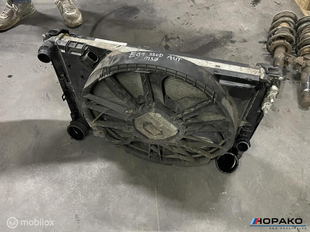 Koelerpakket - BMW 3 serie E9x 325D 330D automaat, Autos : Pièces & Accessoires, Enlèvement ou Envoi, Einsteinlaan 5 rijswijk